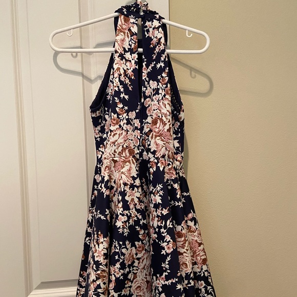 floral high knock dress WORN ONCE - Picture 3 of 4